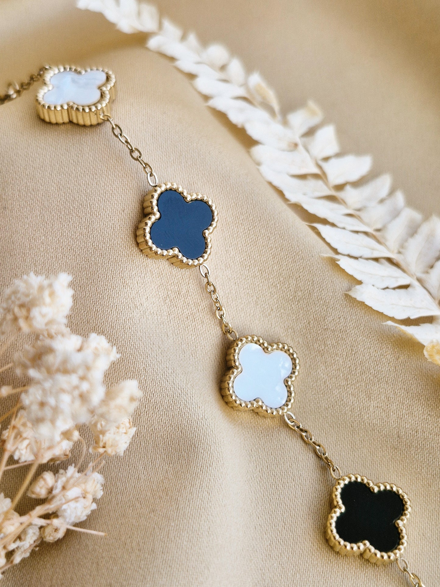 Clover Bracelet — White & Black