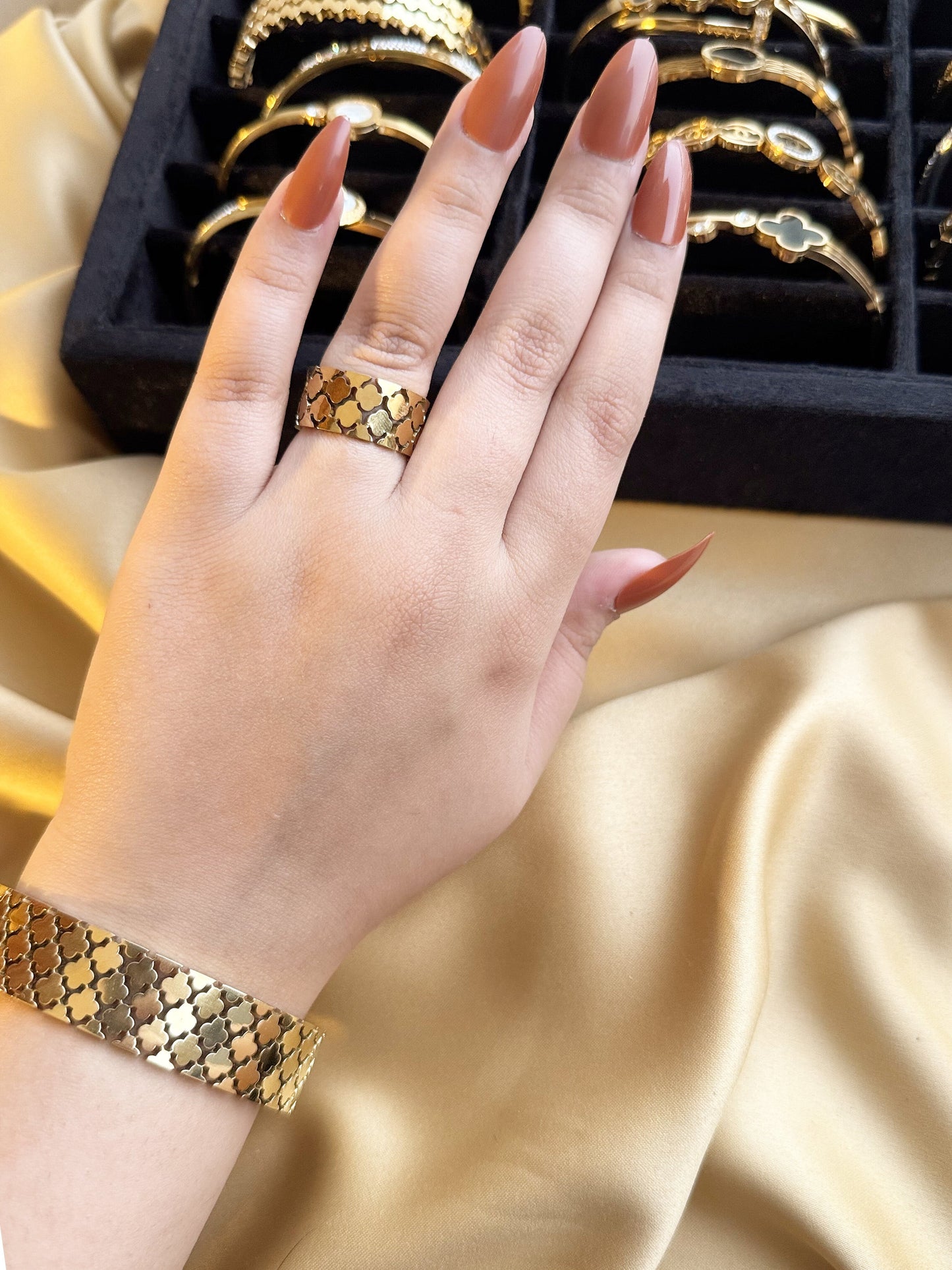 The Hexa-Glamour Set