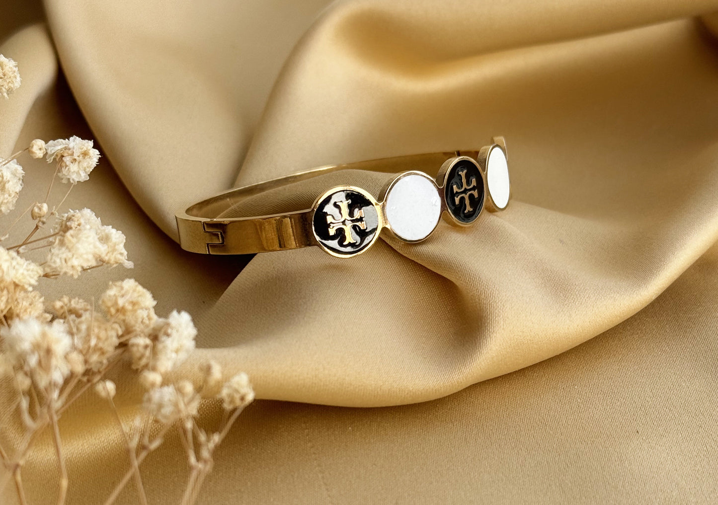 Tory Burch Handcuff