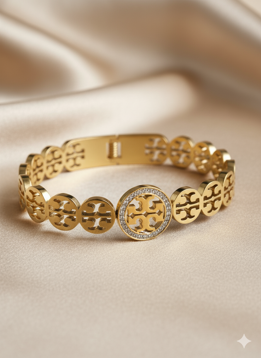 Tory inspired Handcuff