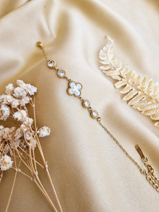 White Elegant Bracelet