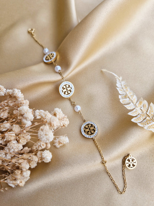 The Gilded Lace Pearl Bracelet